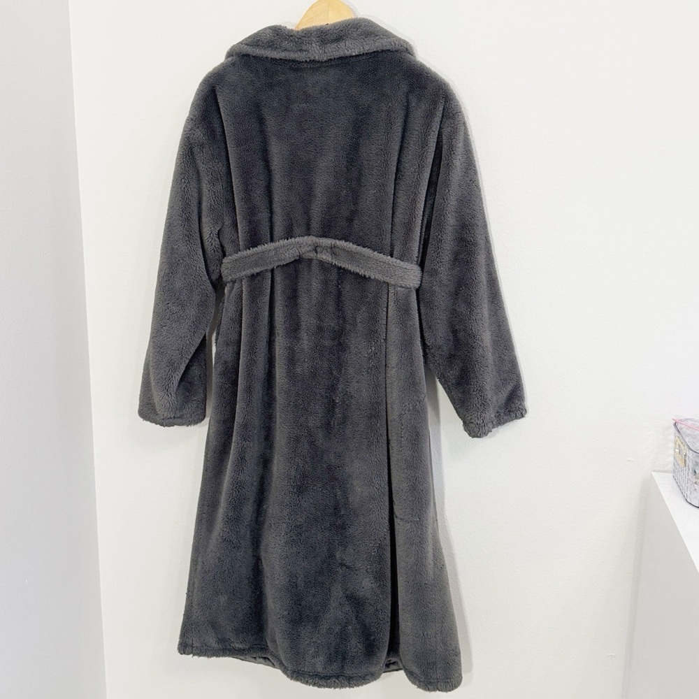 MINKY COUTURE Plush Gray Robe With Soft Lining Size Small EUC - Picture 3 of 6